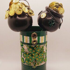 Gold, Black & Green Pot of Gold Pens and Holder (StPat4)